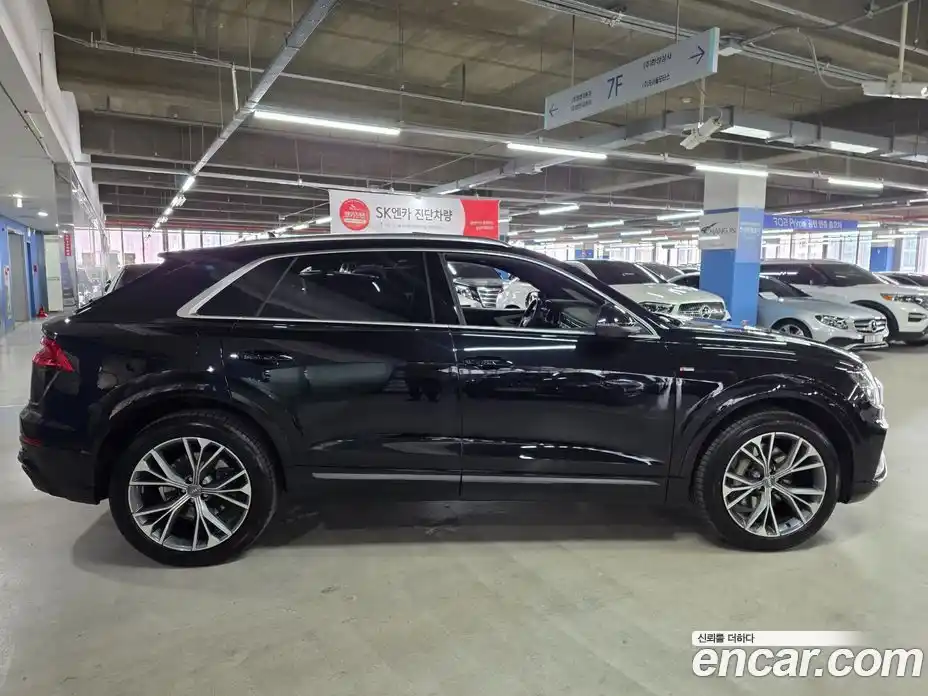 Audi Q8 2021 3.0 гидро в Москве № 2057363, фото 19