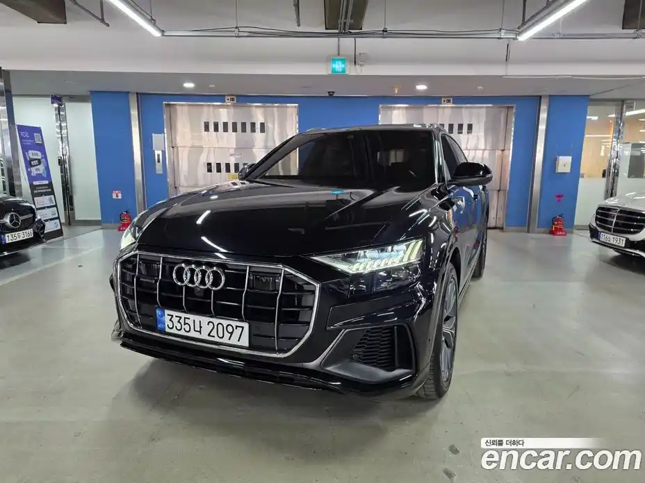 Audi Q8 2021 3.0 гидро в Москве № 2057363, фото 3