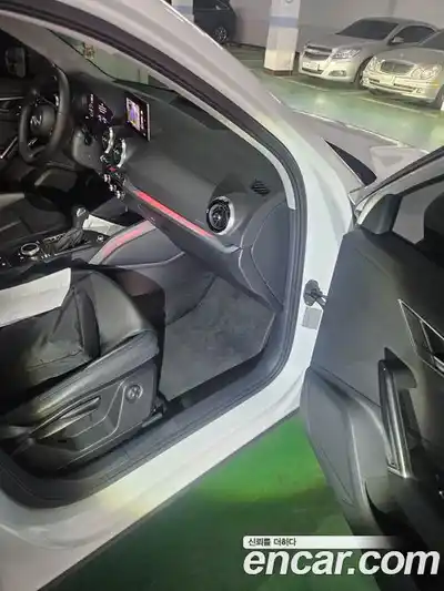 Audi Q2 2023 2.0 гидро в Москве № 2057690, миниатюра 6