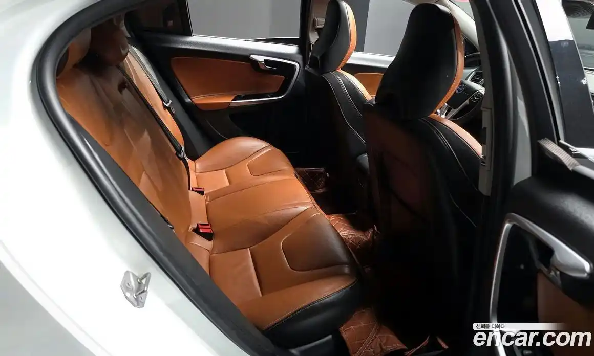 Volvo S60 2017 2.0 гидро в Москве № 2058022, фото 16
