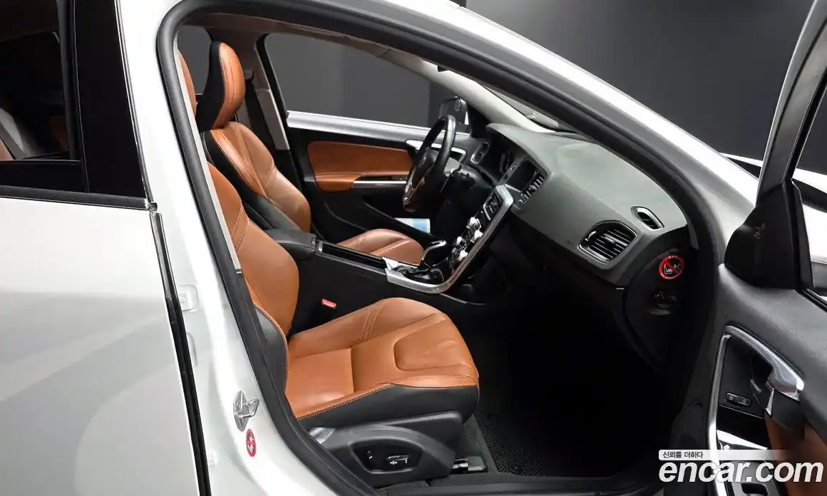 Volvo S60 2017 2.0 гидро в Москве № 2058022, фото 18