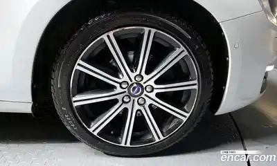 Volvo S60 2017 2.0 гидро в Москве № 2058022, миниатюра 7