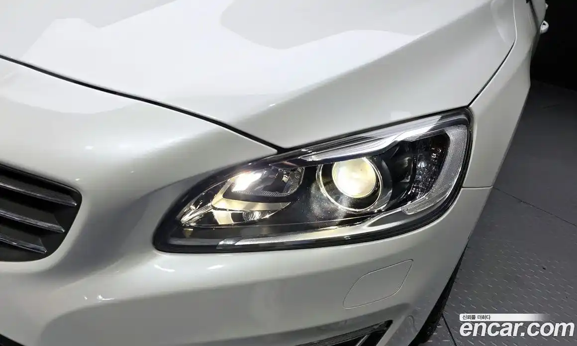 Volvo S60 2017 2.0 гидро в Москве № 2058022, фото 8