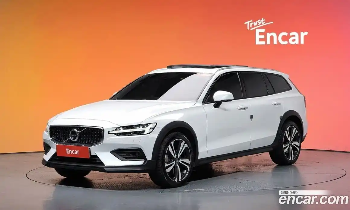 Volvo V60 2020 2.0 гидро в Москве № 2058070, фото 37
