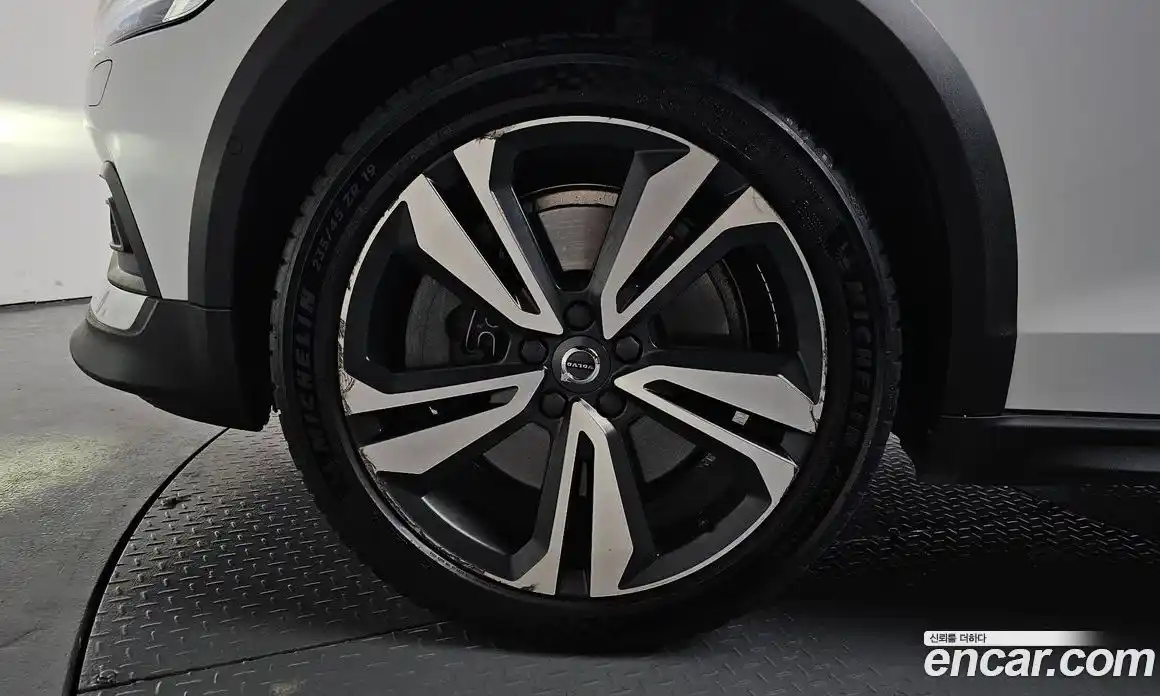 Volvo V60 2020 2.0 гидро в Москве № 2058070, фото 4