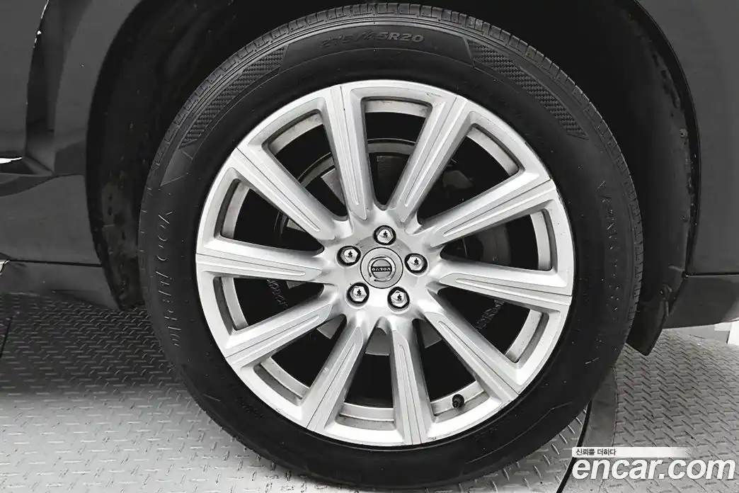 Volvo XC90 2019 2.0 гидро в Москве № 2058171, фото 7