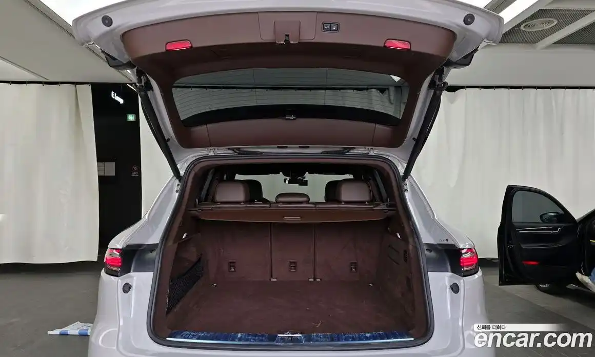Porsche Cayenne 2022 3.0 гидро в Москве № 2058457, фото 26