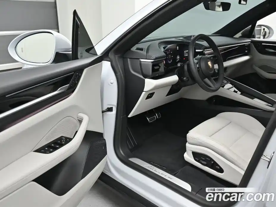 Porsche Macan 2025 0.2 гидро в Москве № 2058560, фото 11