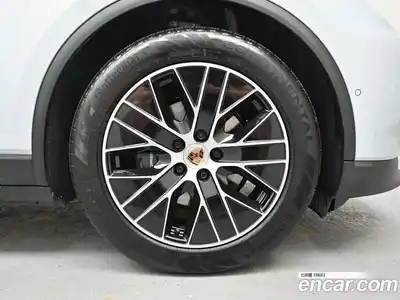 Porsche Macan 2025 0.2 гидро в Москве № 2058560, миниатюра 5
