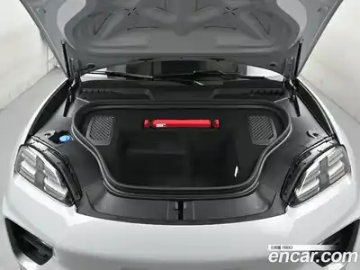 Porsche Macan 2025 0.2 гидро в Москве № 2058560, миниатюра 6