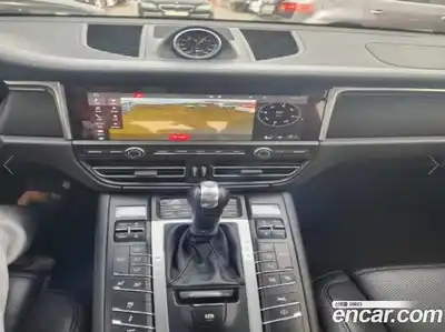 Porsche Macan 2019 2.0 гидро в Москве № 2058652, миниатюра 10