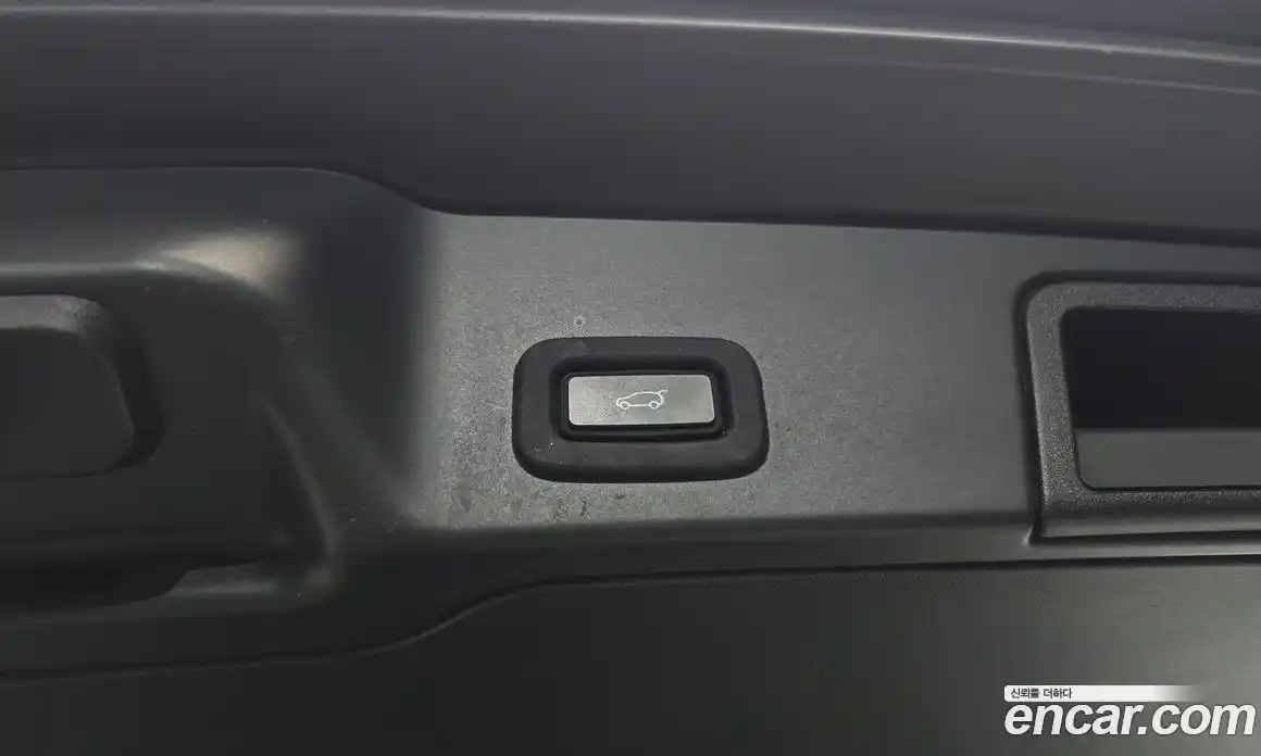 Land Rover Range-Rover Evoque 2020 2.0 гидро в Москве № 2058823, фото 25