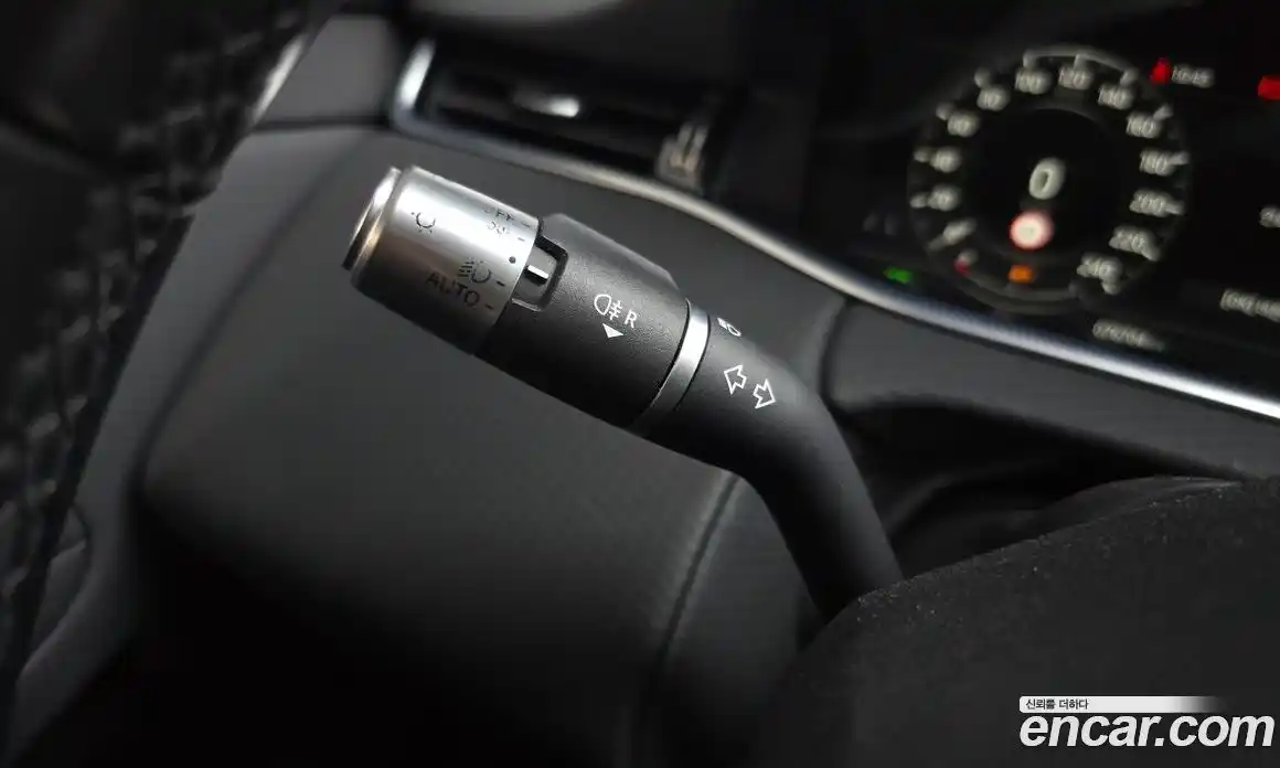 Land Rover Range-Rover Evoque 2020 2.0 гидро в Москве № 2058823, фото 26