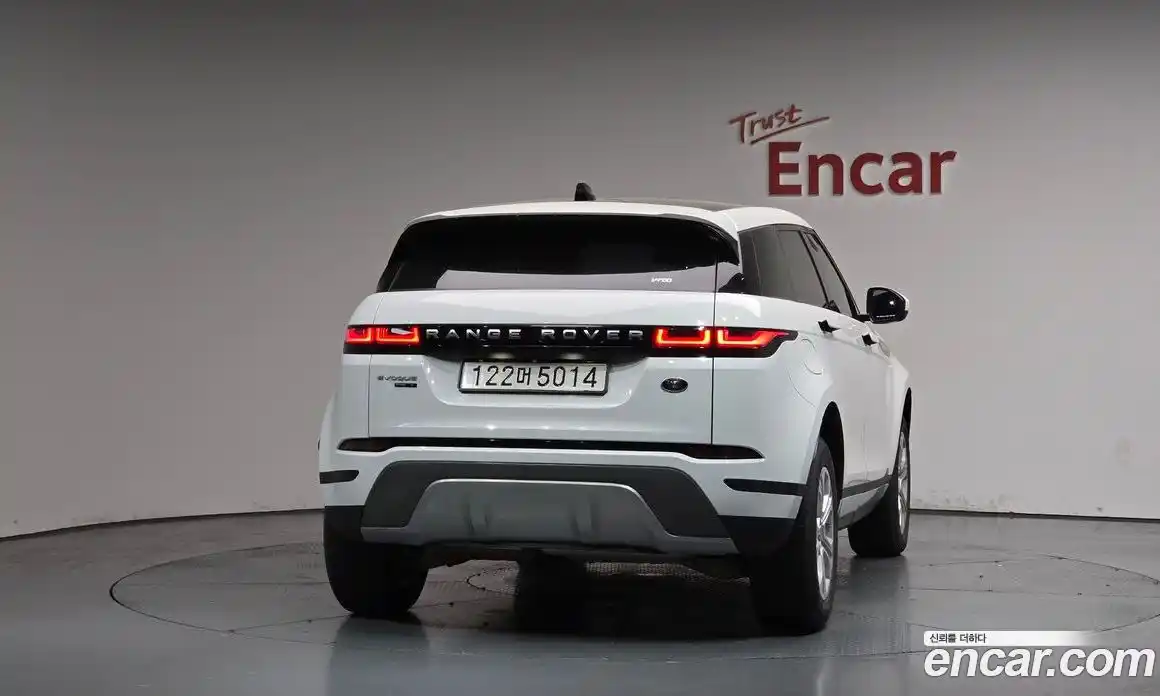 Land Rover Range-Rover Evoque 2020 2.0 гидро в Москве № 2058823, фото 3