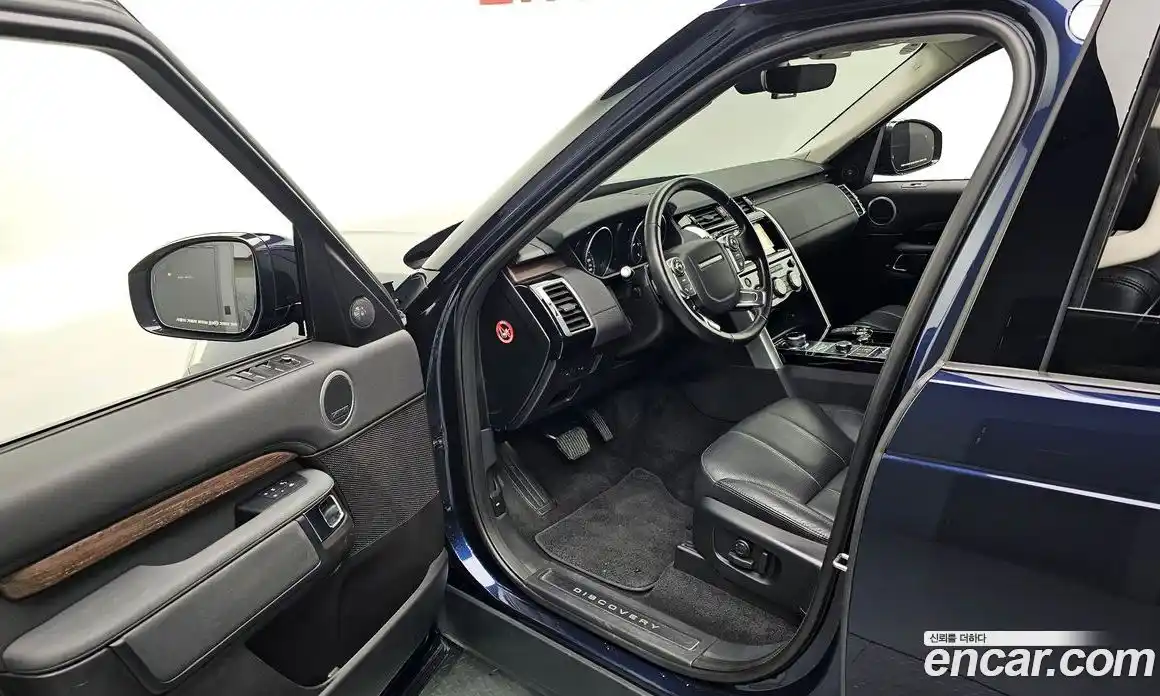 Land Rover Discovery 2017 3.0 гидро в Москве № 2058824, фото 13