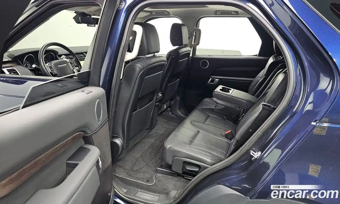 Land Rover Discovery 2017 3.0 гидро в Москве № 2058824, фото 18