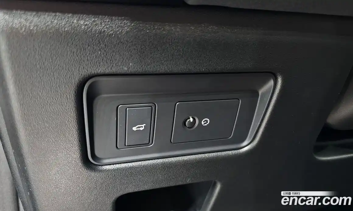 Land Rover Discovery 2017 3.0 гидро в Москве № 2058824, фото 28