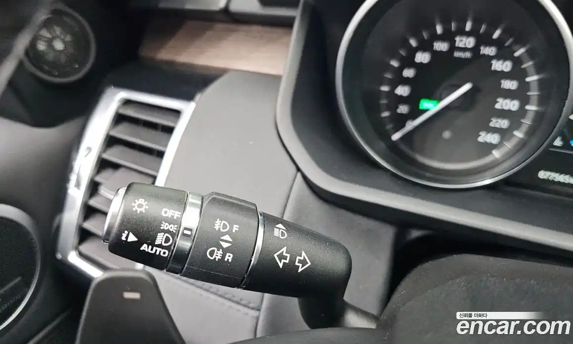 Land Rover Discovery 2017 3.0 гидро в Москве № 2058824, фото 32