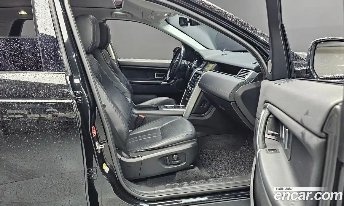 Land Rover Discovery Sport 2017 2.0 гидро в Москве № 2058982, фото 11