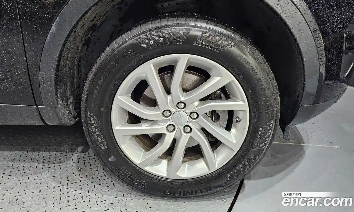 Land Rover Discovery Sport 2017 2.0 гидро в Москве № 2058982, фото 5