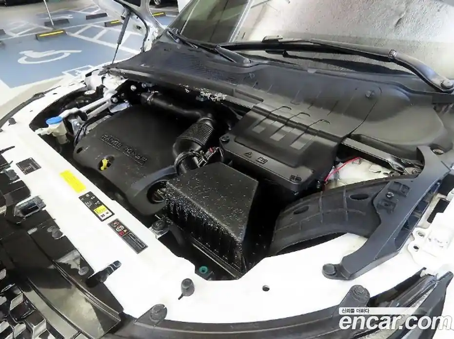Land Rover Range-Rover Evoque 2013 2.2 гидро в Москве № 2059153, фото 19