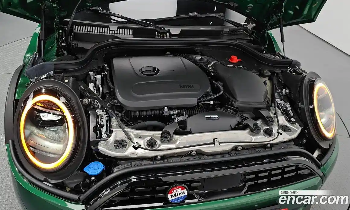 Mini Cooper Convertible 2025 2.0 гидро в Москве № 2059184, фото 6
