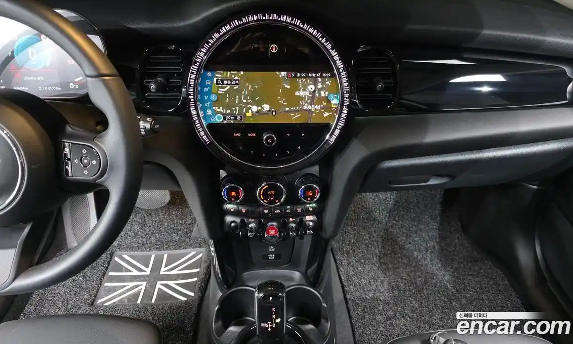 Mini Cooper 2022 1.5 гидро в Москве № 2059322, фото 20