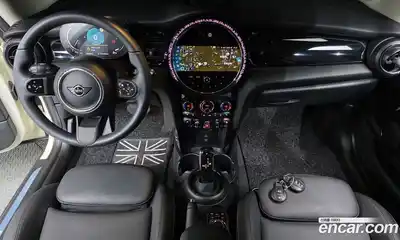 Mini Cooper 2022 1.5 гидро в Москве № 2059322, миниатюра 10