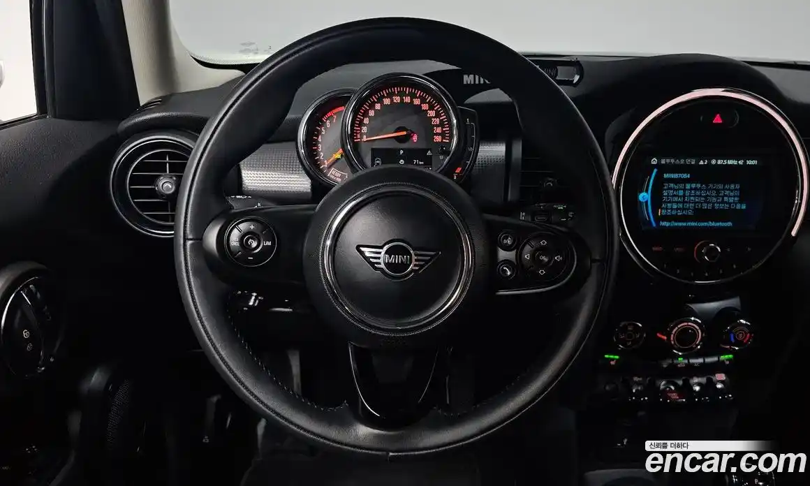 Mini Cooper 2021 1.5 гидро в Москве № 2059432, фото 17