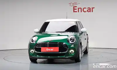 Mini Cooper 2021 1.5 гидро в Москве № 2059432, миниатюра 2