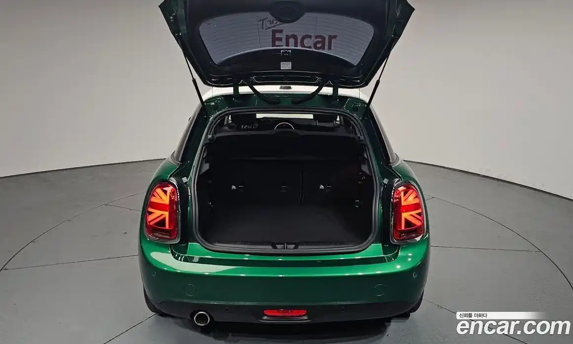 Mini Cooper 2021 1.5 гидро в Москве № 2059432, фото 25