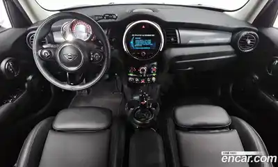 Mini Cooper 2021 1.5 гидро в Москве № 2059432, миниатюра 9