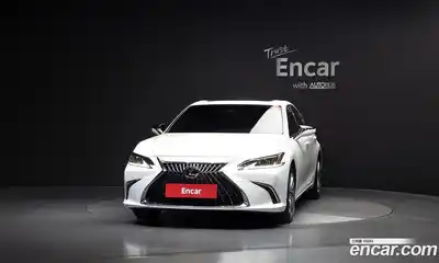 Lexus ES 2024 2.5 гидро в Москве № 2060060, миниатюра 3