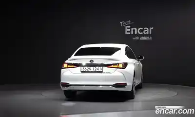 Lexus ES 2024 2.5 гидро в Москве № 2060060, миниатюра 4