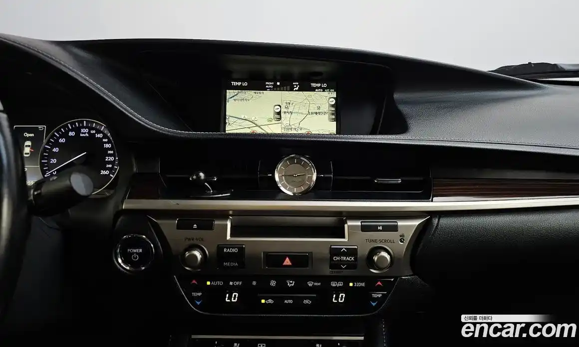 Lexus ES 2016 2.5 гидро в Москве № 2060134, фото 13