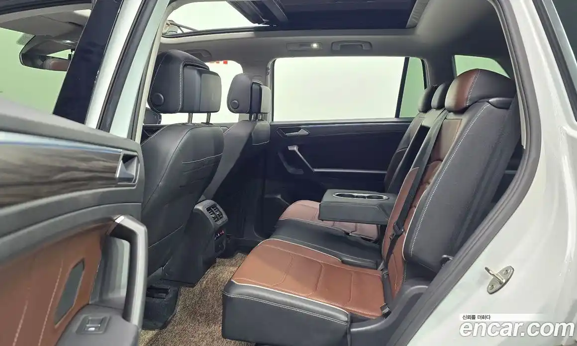Volkswagen Tiguan 2023 2.0 гидро в Москве № 2060250, фото 17