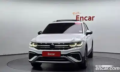 Volkswagen Tiguan 2023 2.0 гидро в Москве № 2060250, миниатюра 2