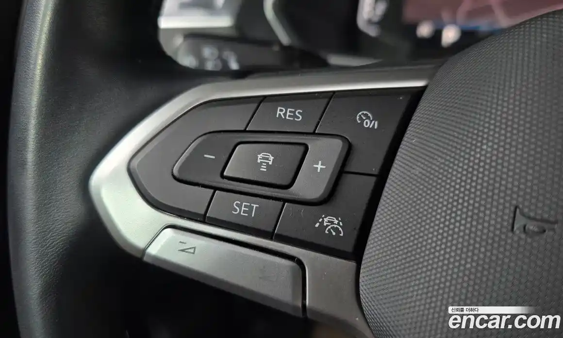 Volkswagen Tiguan 2023 2.0 гидро в Москве № 2060250, фото 23