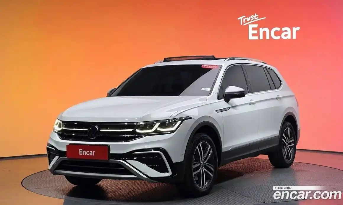 Volkswagen Tiguan 2023 2.0 гидро в Москве № 2060250, фото 30