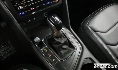 Volkswagen Tiguan 2021 2.0 гидро в Москве № 2060360, миниатюра 12