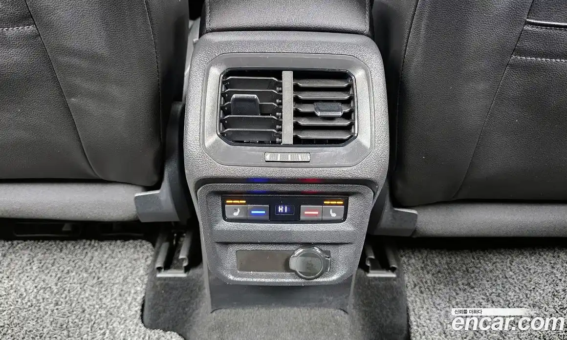 Volkswagen Tiguan 2021 2.0 гидро в Москве № 2060360, фото 25