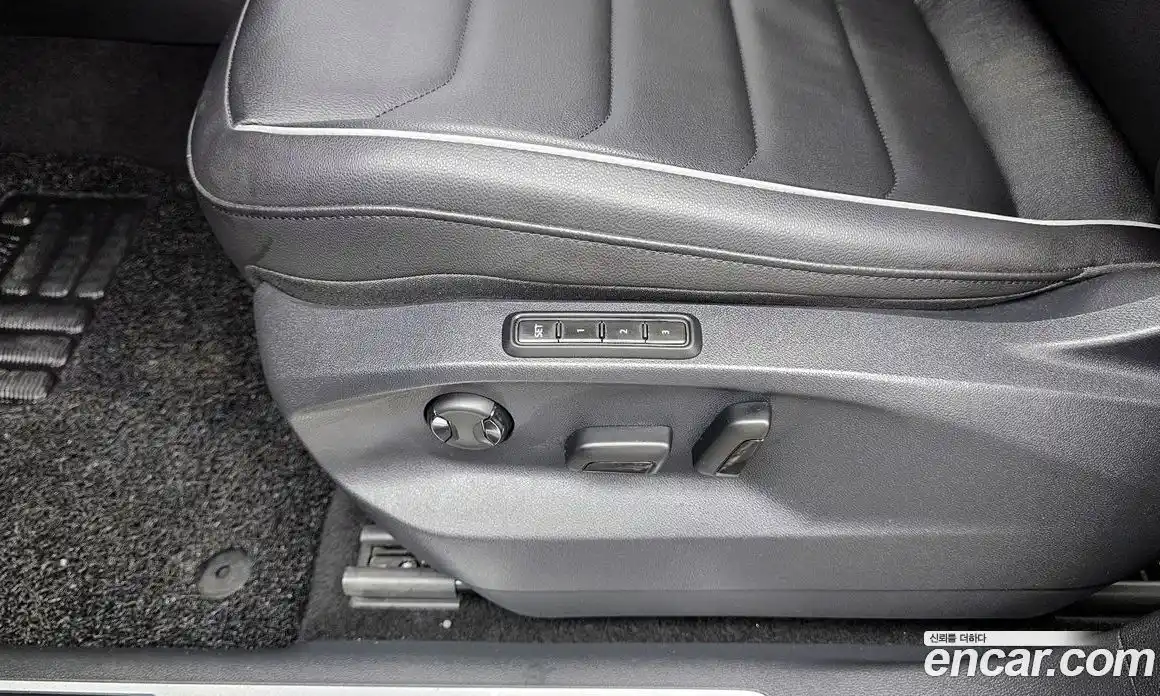 Volkswagen Tiguan 2021 2.0 гидро в Москве № 2060360, фото 28