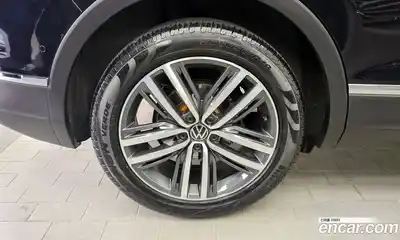 Volkswagen Tiguan 2021 2.0 гидро в Москве № 2060360, миниатюра 5