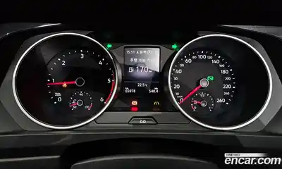 Volkswagen Tiguan 2020 2.0 гидро в Москве № 2060473, миниатюра 11