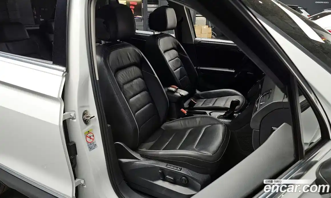 Volkswagen Tiguan 2020 2.0 гидро в Москве № 2060473, фото 13