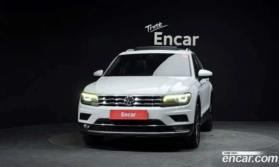 Volkswagen Tiguan 2020 2.0 гидро в Москве № 2060473, фото 3