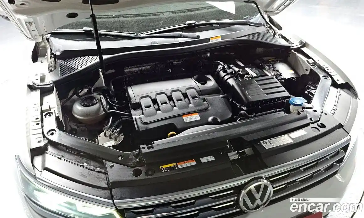 Volkswagen Tiguan 2020 2.0 гидро в Москве № 2060473, фото 6