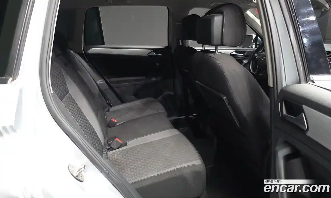 Volkswagen Tiguan 2018 2.0 гидро в Москве № 2060692, фото 12
