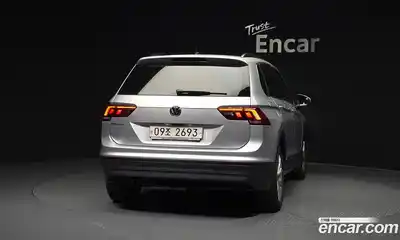 Volkswagen Tiguan 2018 2.0 гидро в Москве № 2060692, миниатюра 4