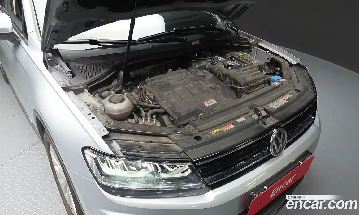 Volkswagen Tiguan 2018 2.0 гидро в Москве № 2060692, фото 6